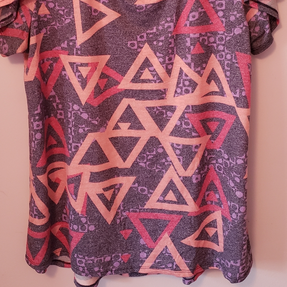 Geometric Classic Tee - Picture 2 of 3
